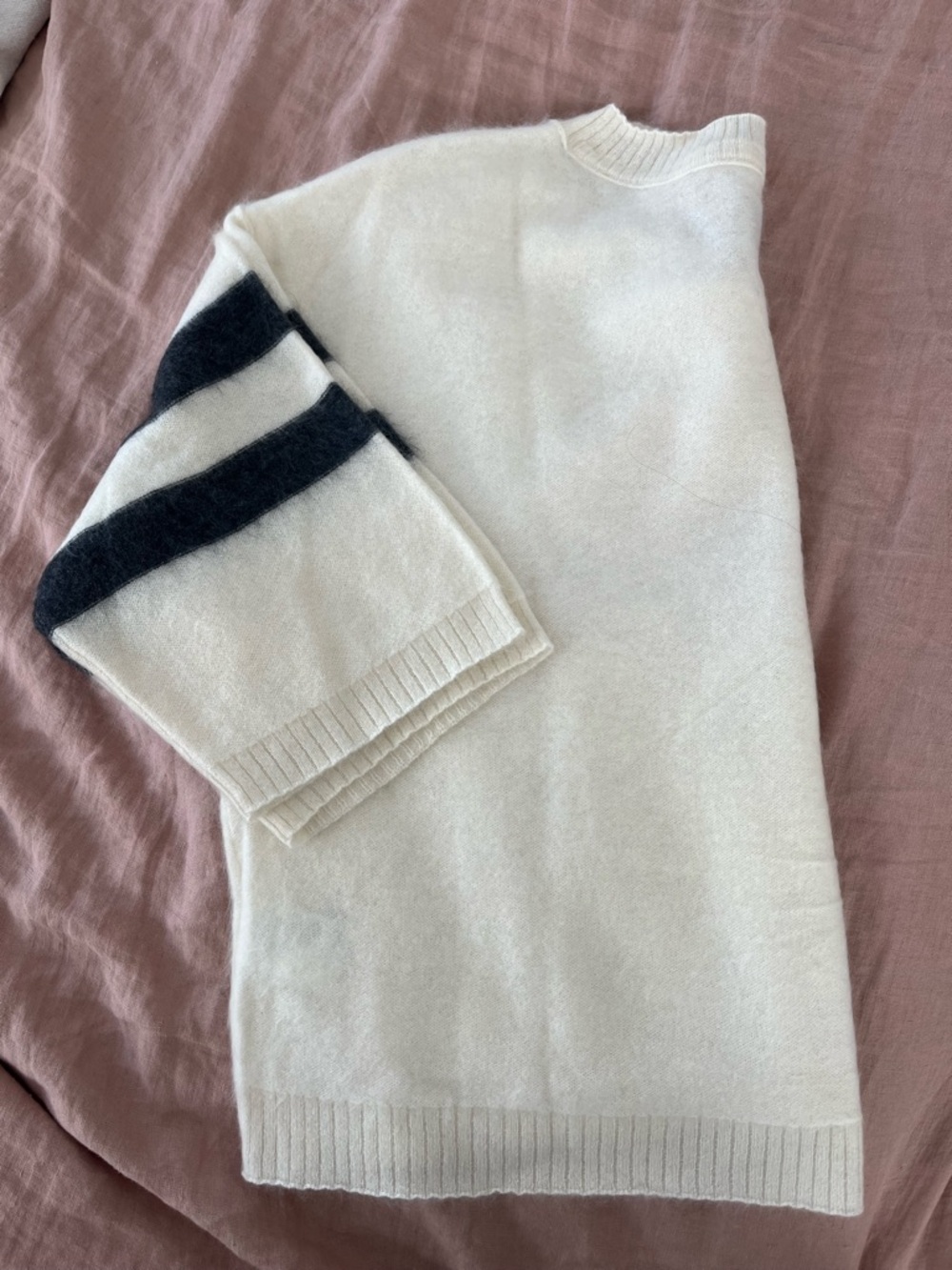 Anthropologie Pilcro brushed cashmere boxy crop sweater, size small. - Picture 2 of 5